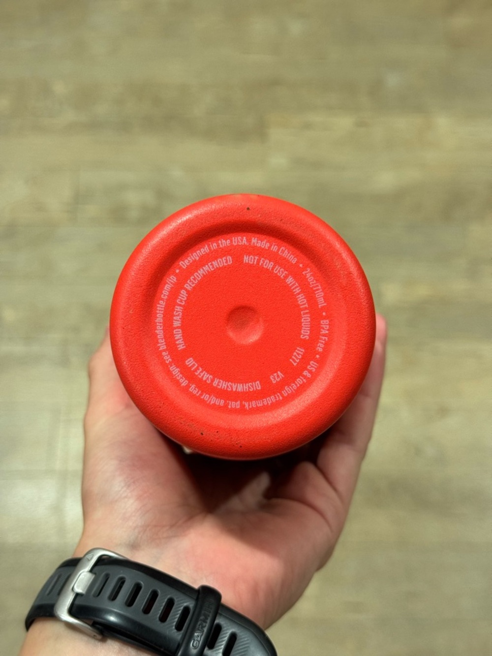 Insulated BlenderBottle Classic Shaker Bottle - Red - Picture 3 of 5